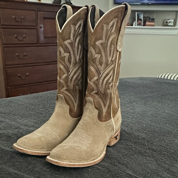 Lane boots Shoes - LANE BOOTS - 9.5 - Tan Western Cowboy Boots - NWOT